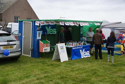 The ‘Yes Scotland’ Campaign in Scotland | Photo by Bill Boaden. Creative Commonds